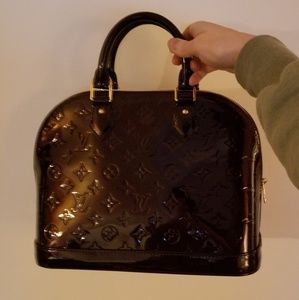 Louis Vuitton Alma PM